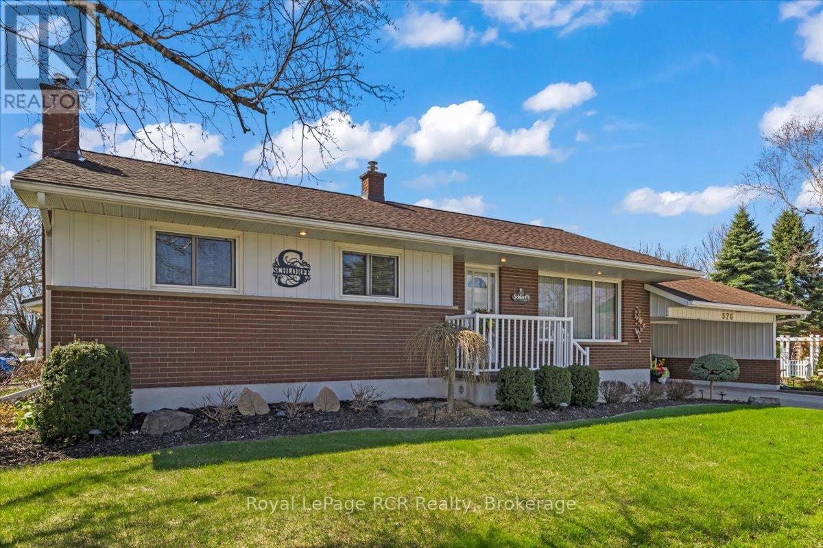 576 17TH AVENUE, Hanover, Ontario, N4N3A9 — Photo 3