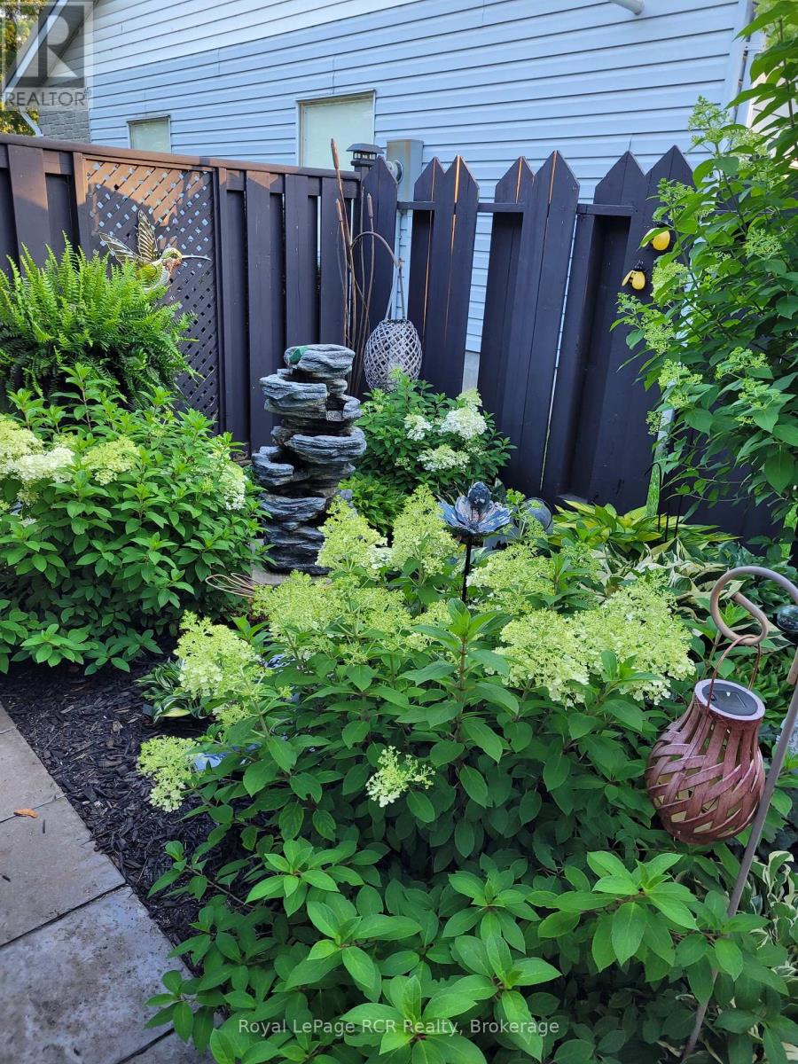 576 17TH AVENUE, Hanover, Ontario, N4N3A9 — Photo 43