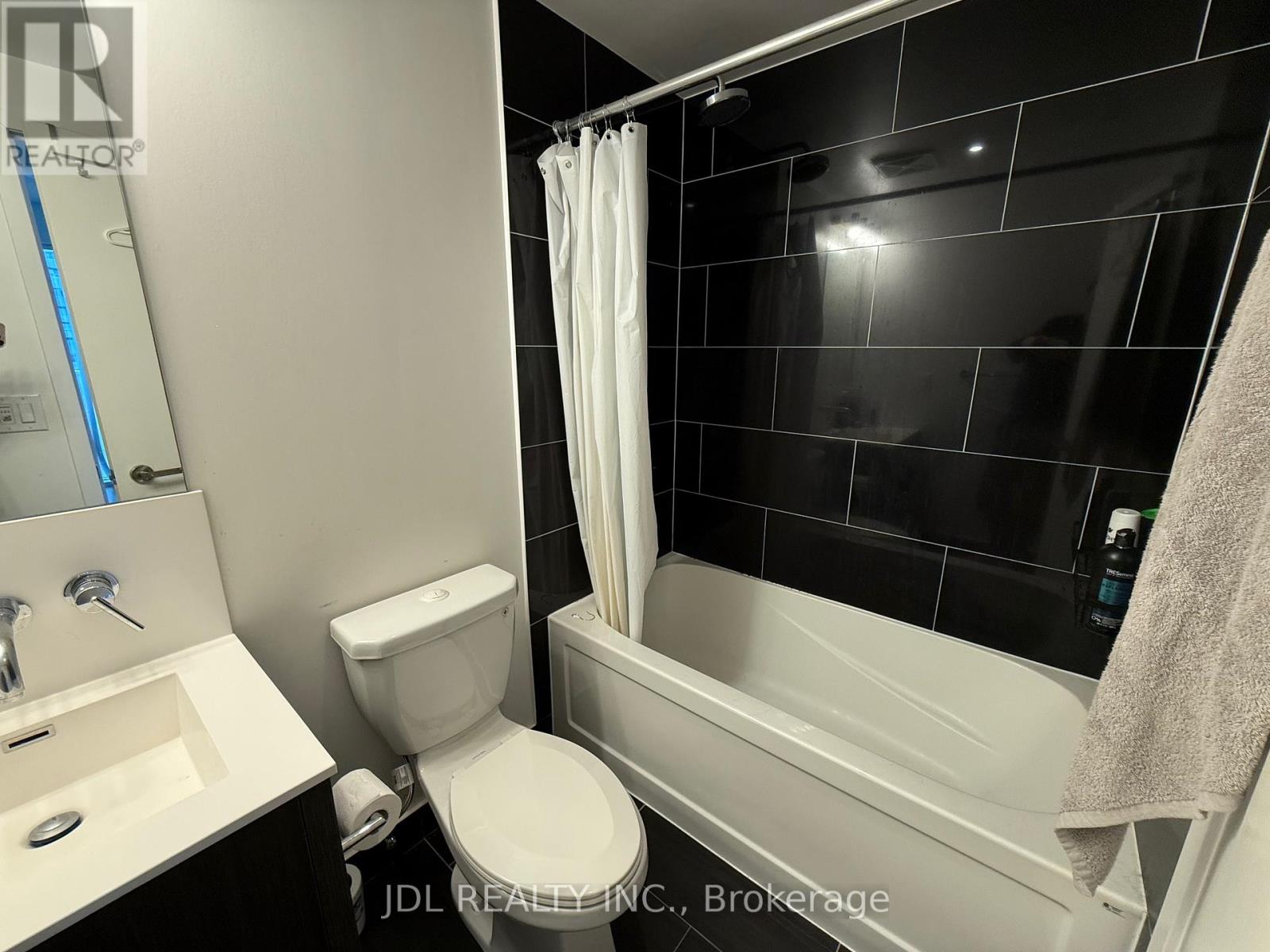 4010 - 100 HARBOUR STREET, Toronto (Waterfront Communities), Ontario, M5J0B5 — Photo 13