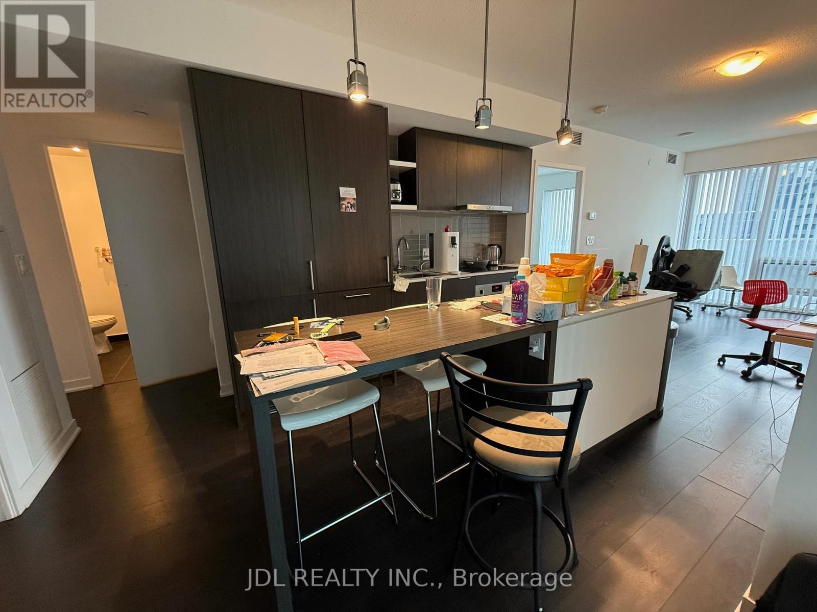 4010 - 100 HARBOUR STREET, Toronto (Waterfront Communities), Ontario, M5J0B5 — Photo 5