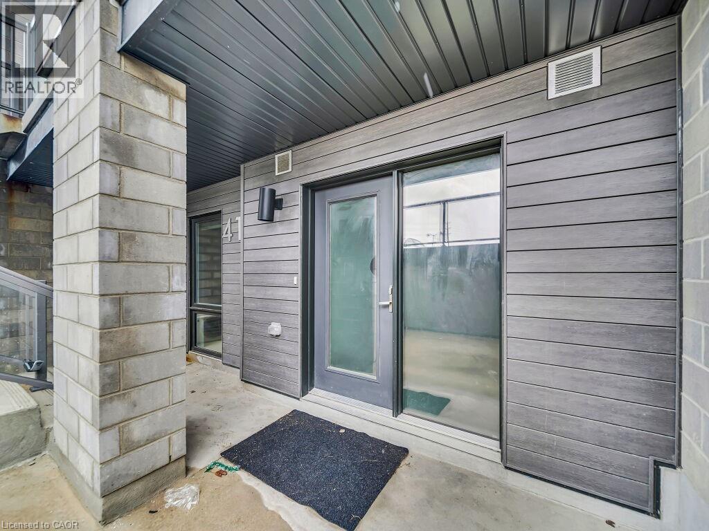 142 FOAMFLOWER Place Unit# C 41, Waterloo, Ontario, N2V0G9 — Photo 3