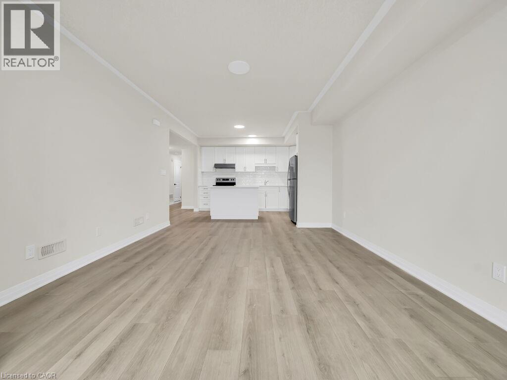 142 FOAMFLOWER Place Unit# C 41, Waterloo, Ontario, N2V0G9 — Photo 5