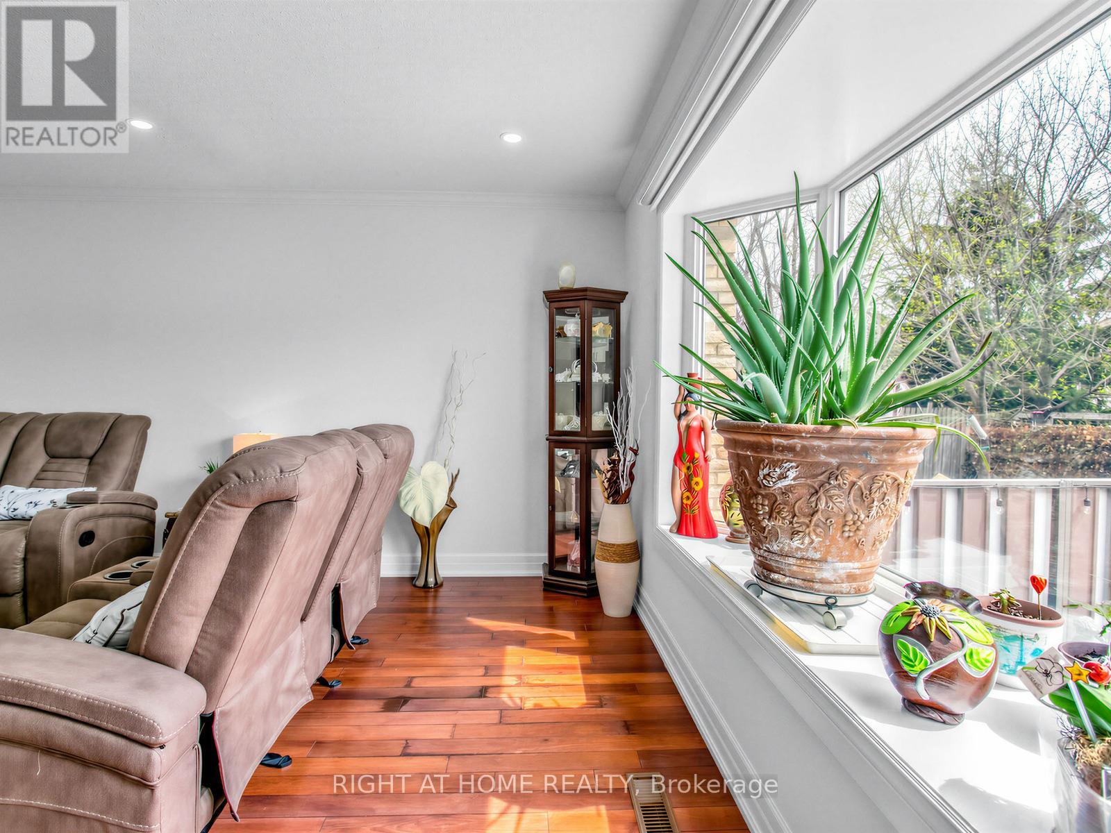 137 BEECH STREET, Brampton (Brampton North), Ontario, L6V2Z2 — Photo 10