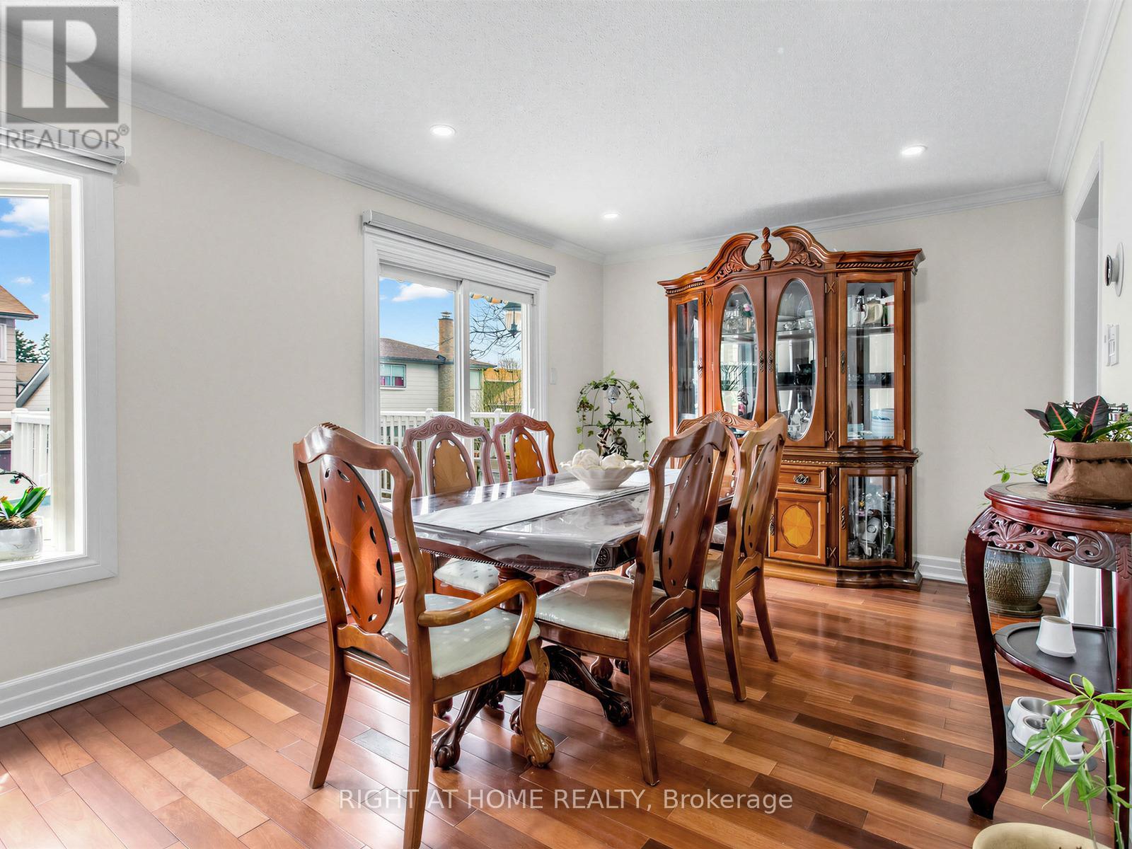 137 BEECH STREET, Brampton (Brampton North), Ontario, L6V2Z2 — Photo 4
