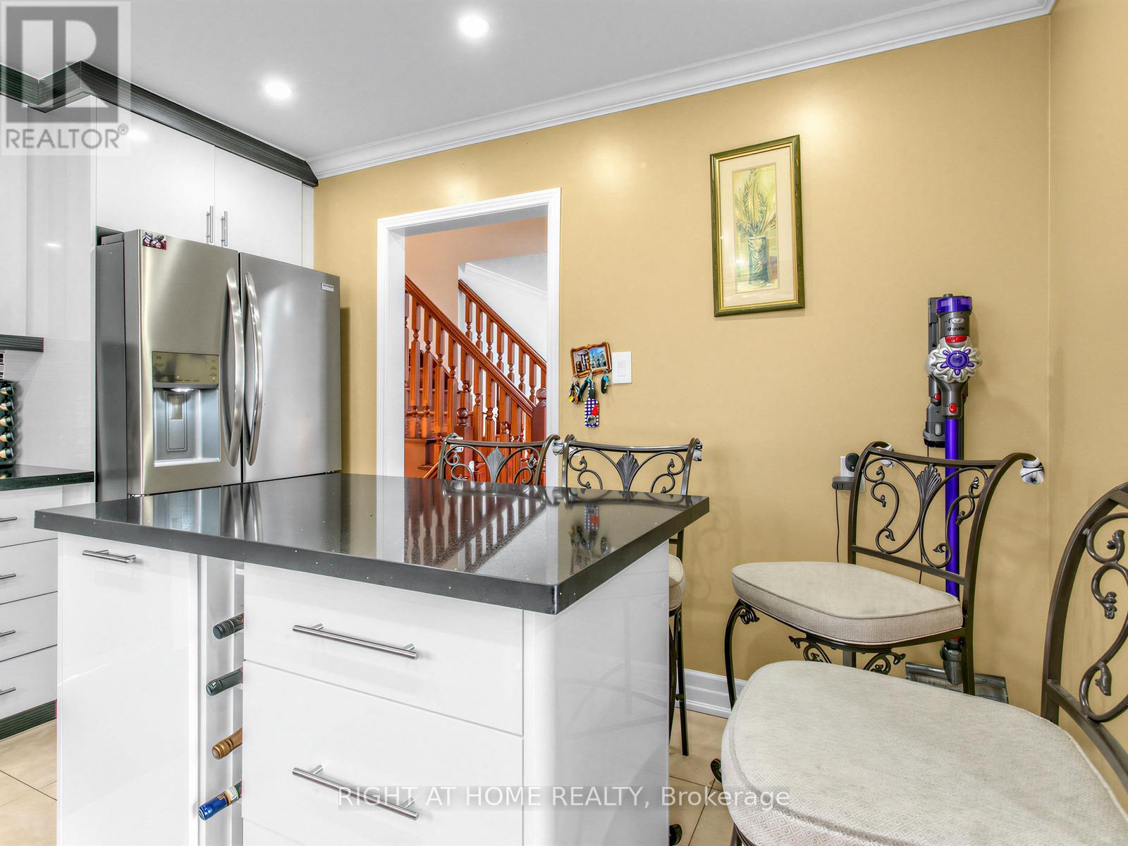 137 BEECH STREET, Brampton (Brampton North), Ontario, L6V2Z2 — Photo 8