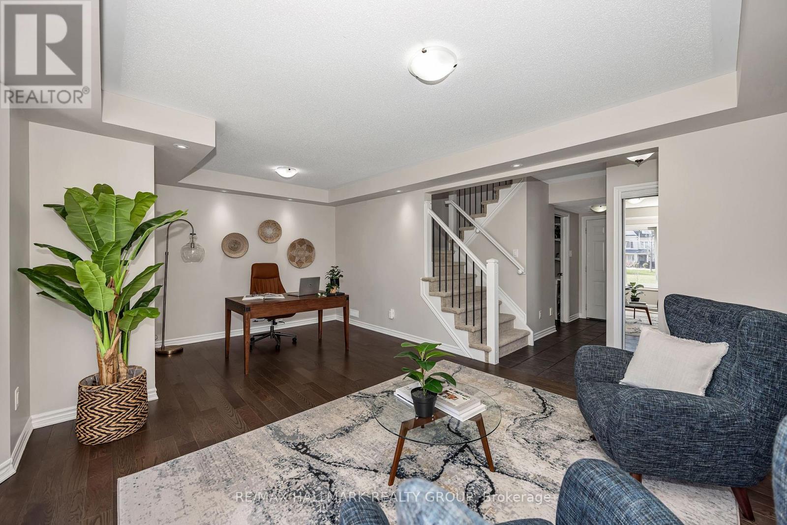 618 MARTINIQUE LANE, Ottawa, Ontario, K2S0L9 — Photo 6