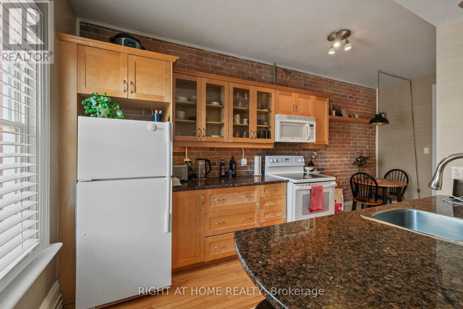 93 GILMOUR STREET, Ottawa, Ontario, K2P0N5 — Photo 10