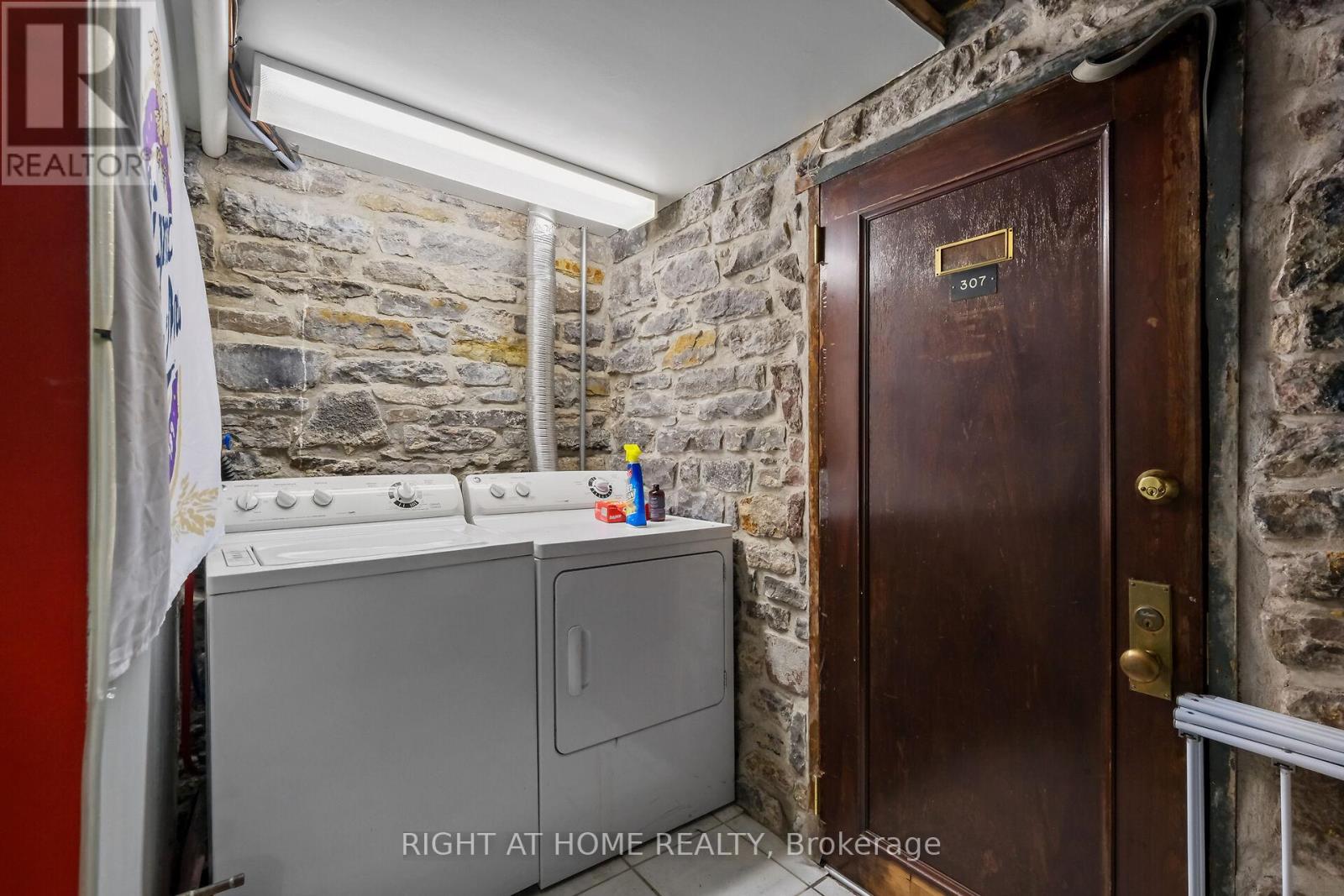 93 GILMOUR STREET, Ottawa, Ontario, K2P0N5 — Photo 49