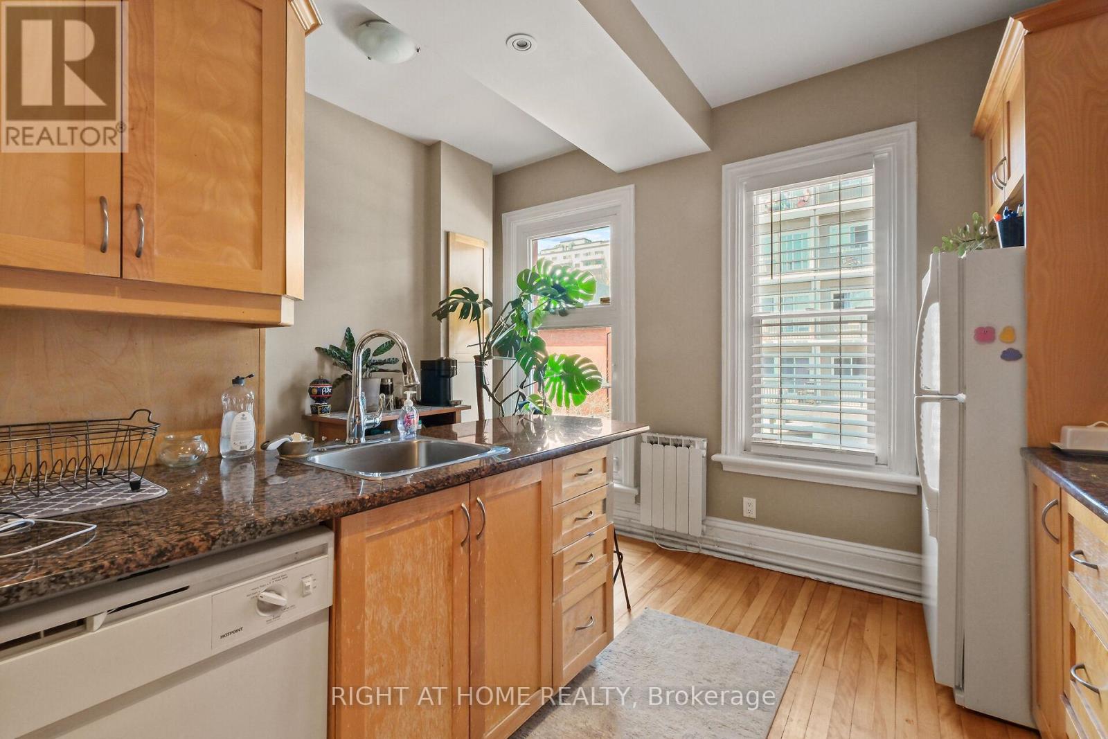 93 GILMOUR STREET, Ottawa, Ontario, K2P0N5 — Photo 7