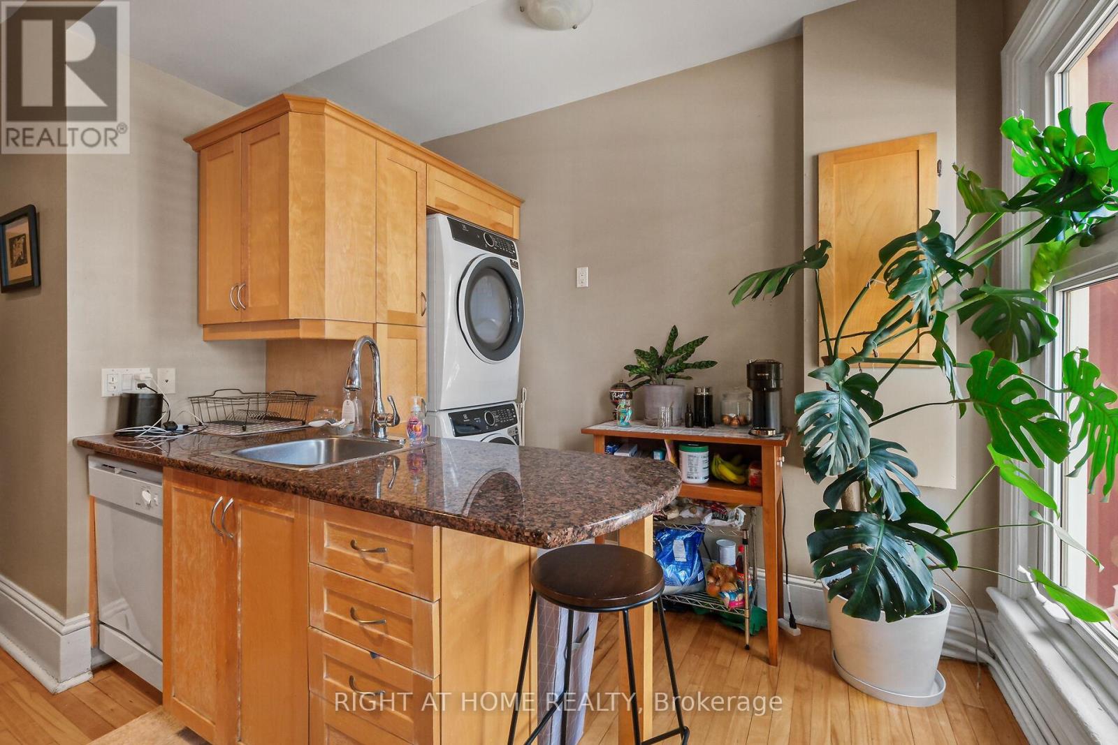 93 GILMOUR STREET, Ottawa, Ontario, K2P0N5 — Photo 8