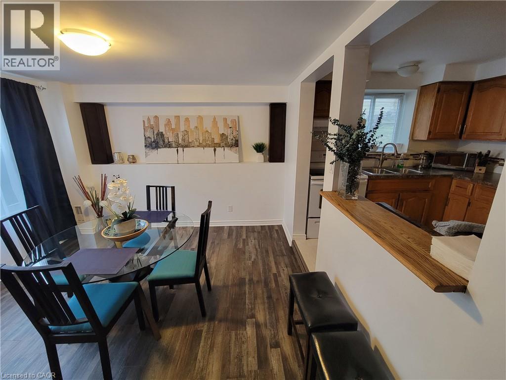 290 N FAIRWAY Road N Unit# B, Kitchener, Ontario, N2A2P2 — Photo 12