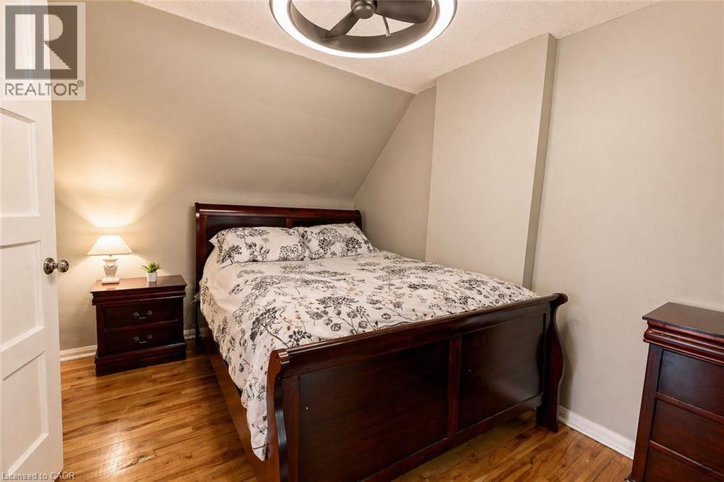 110 LORNE Crescent, Kitchener, Ontario, N2M3Y5 — Photo 14