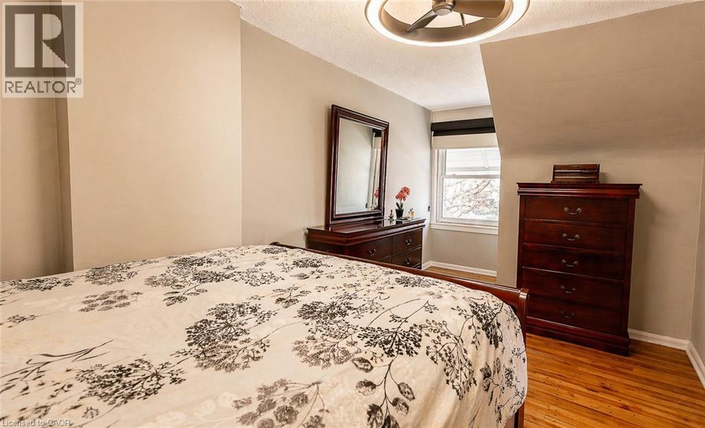 110 LORNE Crescent, Kitchener, Ontario, N2M3Y5 — Photo 15