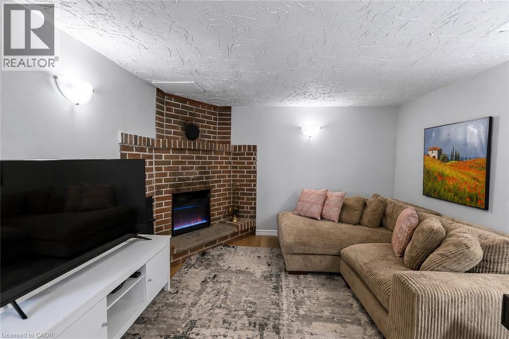 110 LORNE Crescent, Kitchener, Ontario, N2M3Y5 — Photo 21