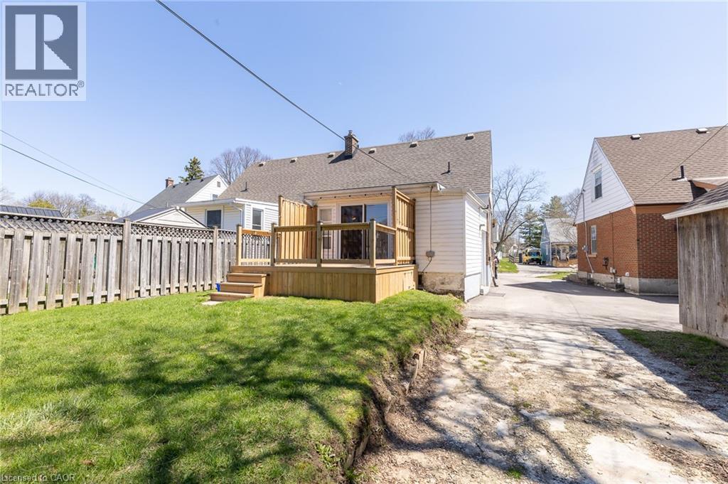 110 LORNE Crescent, Kitchener, Ontario, N2M3Y5 — Photo 32