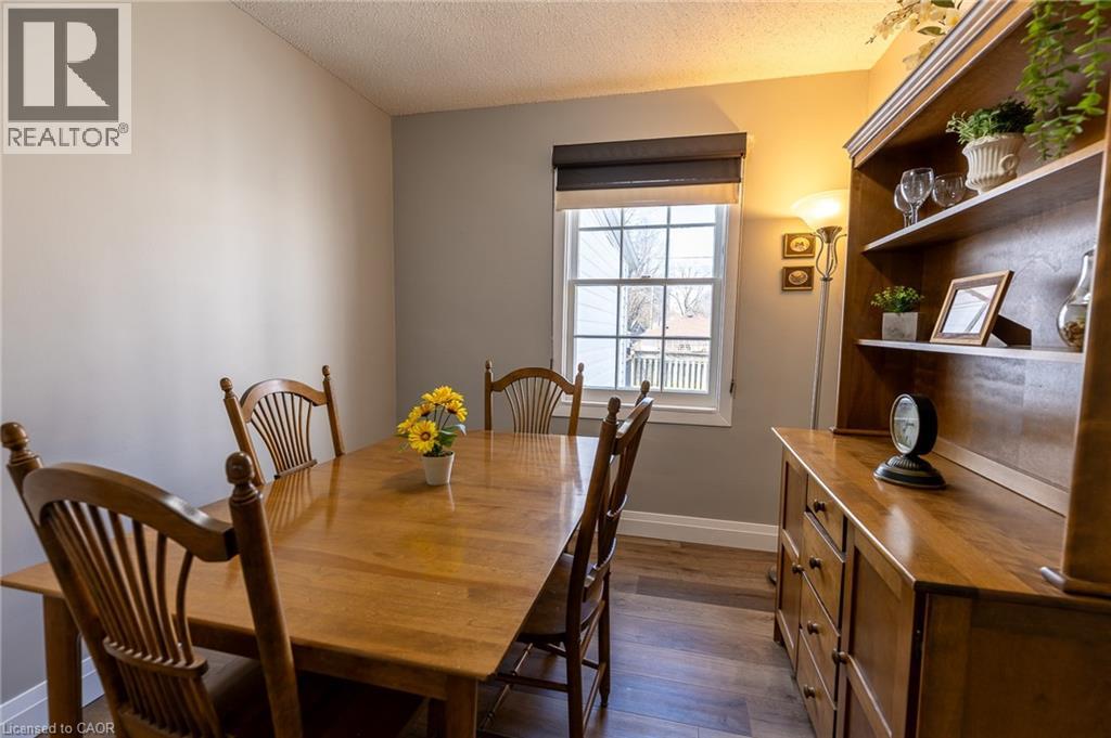 110 LORNE Crescent, Kitchener, Ontario, N2M3Y5 — Photo 8