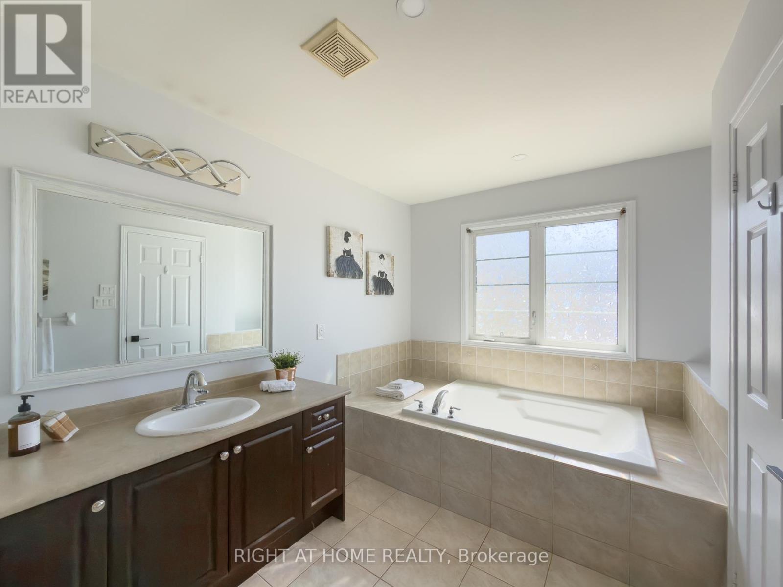 4200 RAWLINS COMMON, Burlington (Rose), Ontario, L7M0B5 — Photo 18