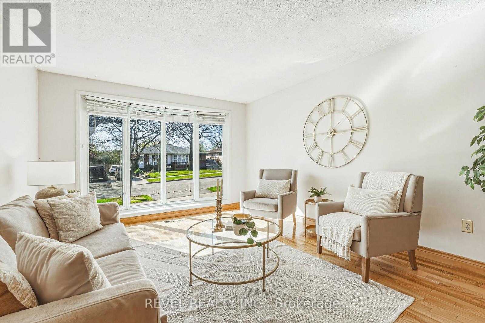 2360 GREENBANK TRAIL, Burlington (Brant Hills), Ontario, L7P3S8 — Photo 2