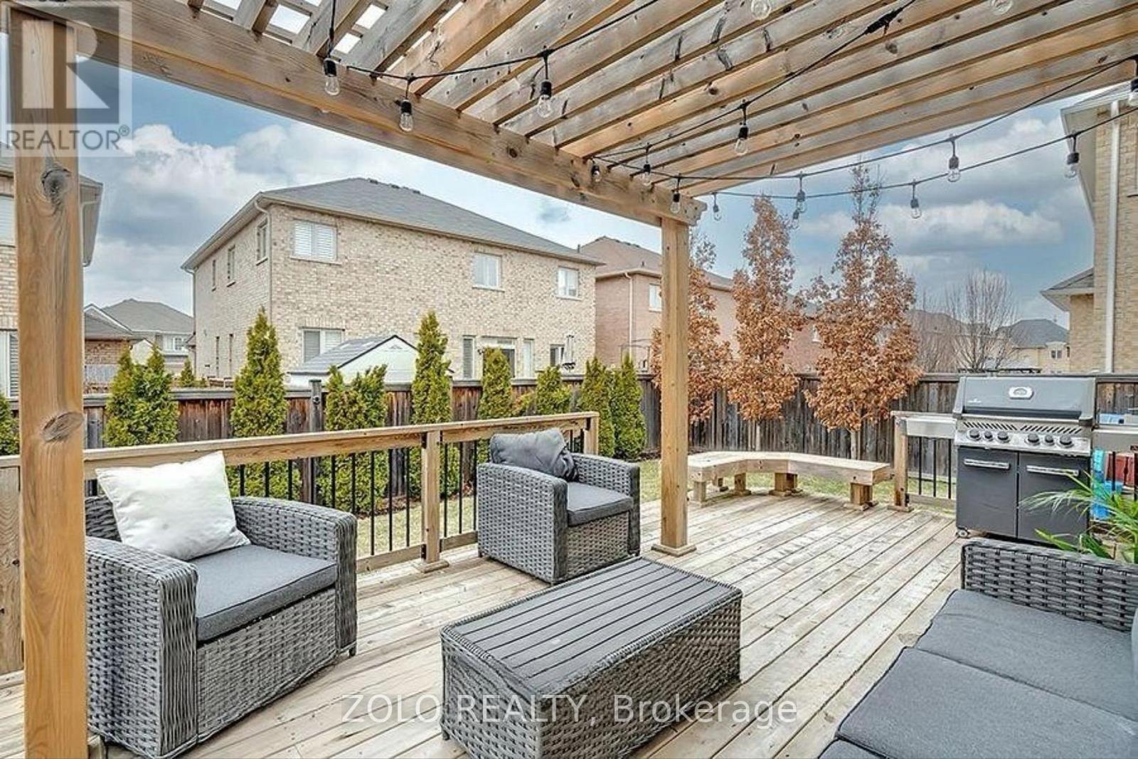 107 ATTRIDGE CRESCENT, Hamilton (Waterdown), Ontario, L0R2H7 — Photo 6