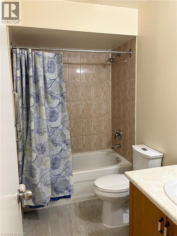 40 JAY Street, Brampton, Ontario, L6Z3V5 — Photo 2