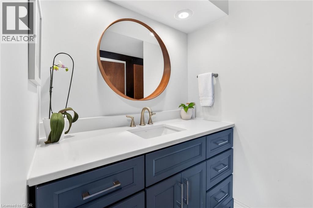 22 VANCE Crescent, Waterdown, Ontario, L8B0B8 — Photo 19