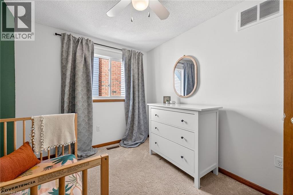 22 VANCE Crescent, Waterdown, Ontario, L8B0B8 — Photo 23