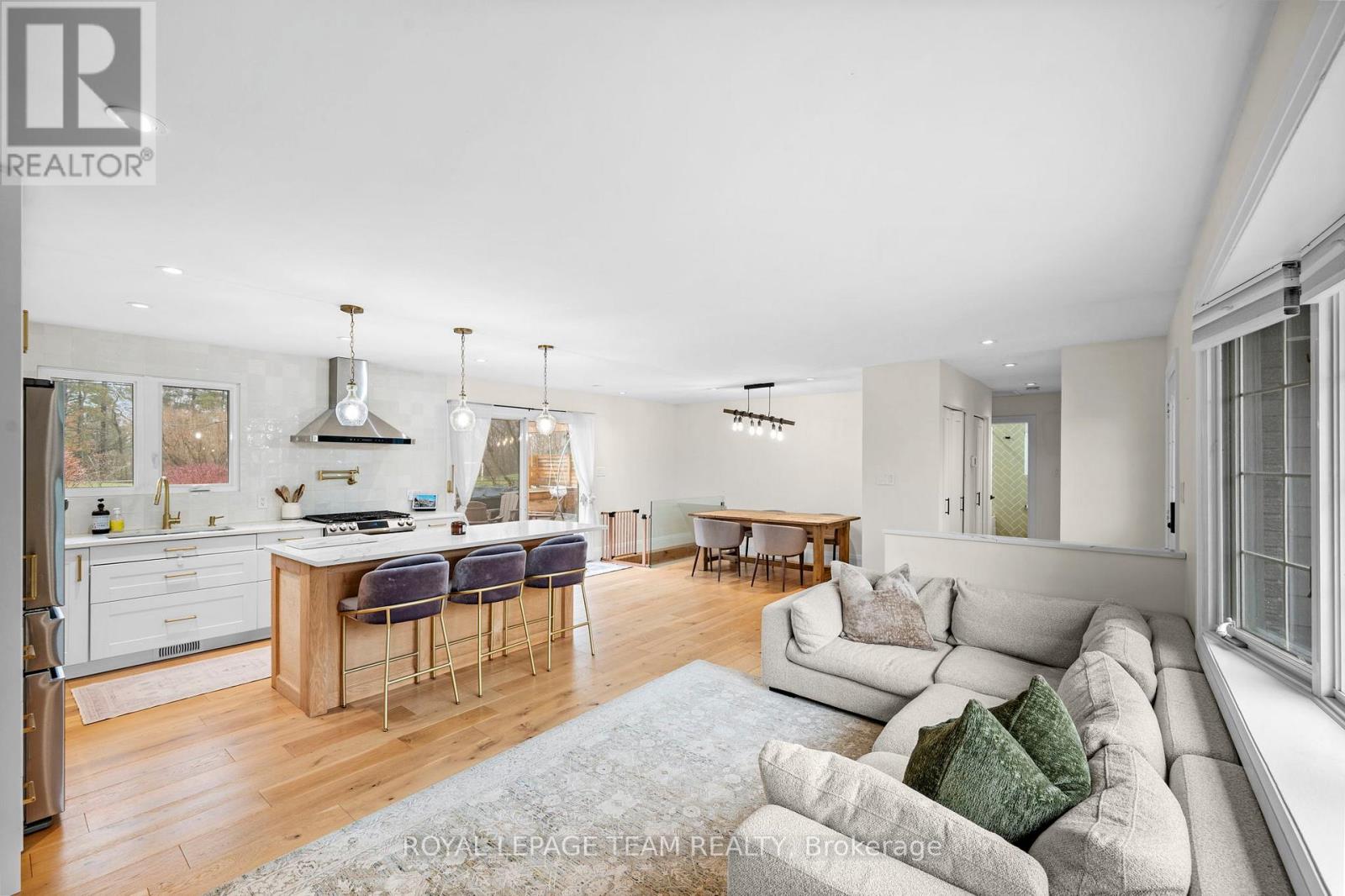 185 LACROIX AVENUE, Ottawa, Ontario, K1E1K2 — Photo 15