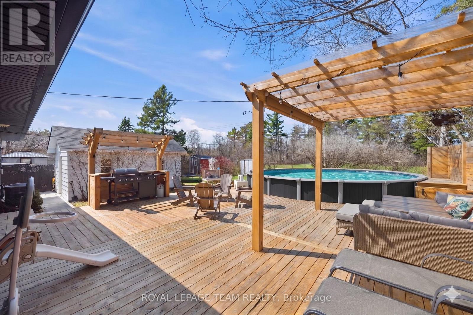 185 LACROIX AVENUE, Ottawa, Ontario, K1E1K2 — Photo 30