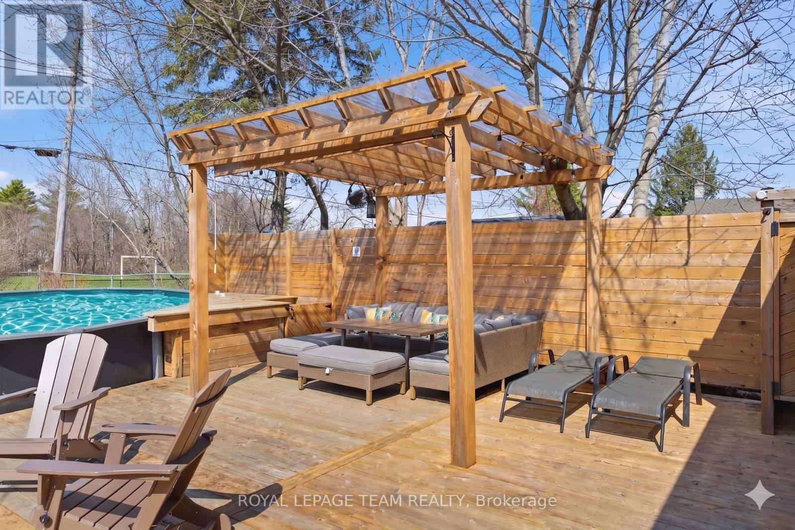 185 LACROIX AVENUE, Ottawa, Ontario, K1E1K2 — Photo 31