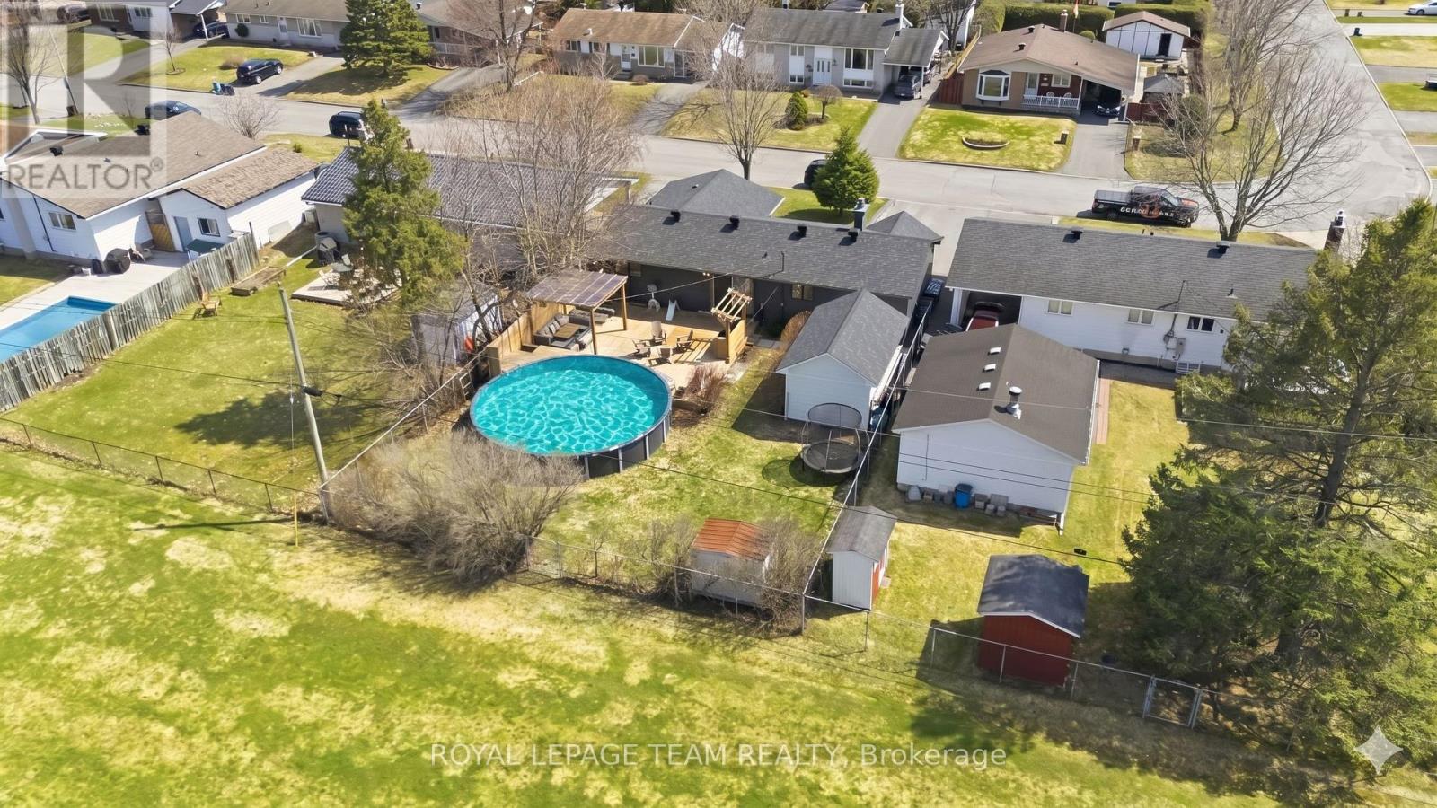 185 LACROIX AVENUE, Ottawa, Ontario, K1E1K2 — Photo 37