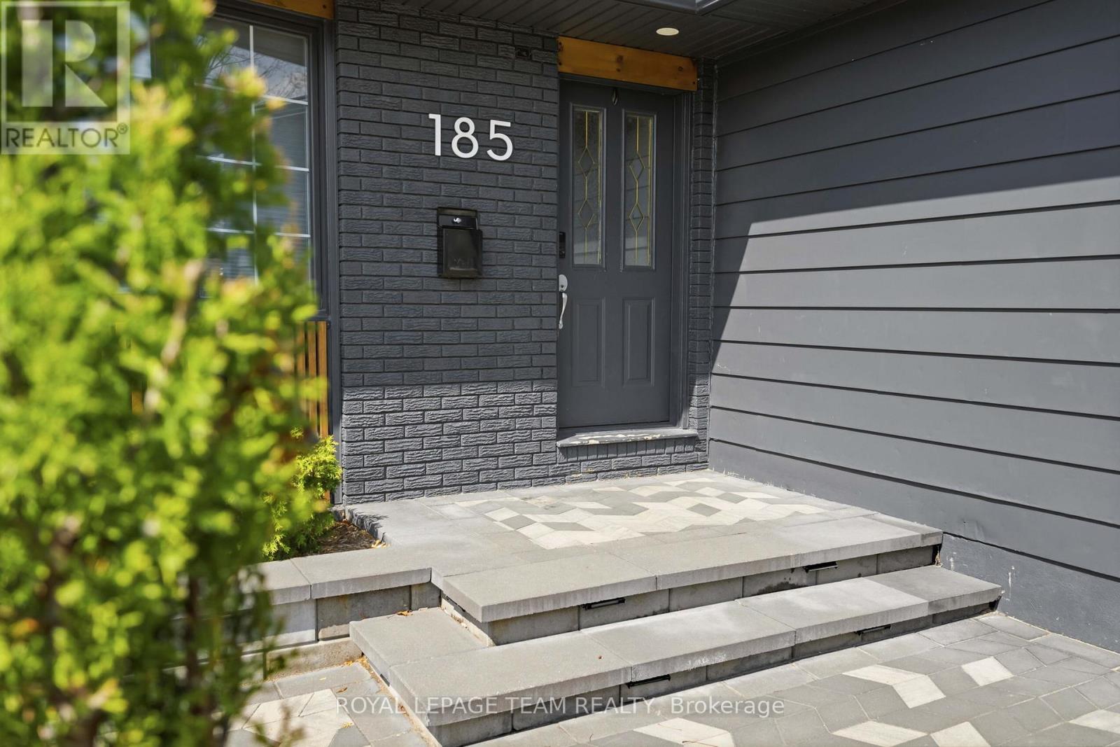 185 LACROIX AVENUE, Ottawa, Ontario, K1E1K2 — Photo 9