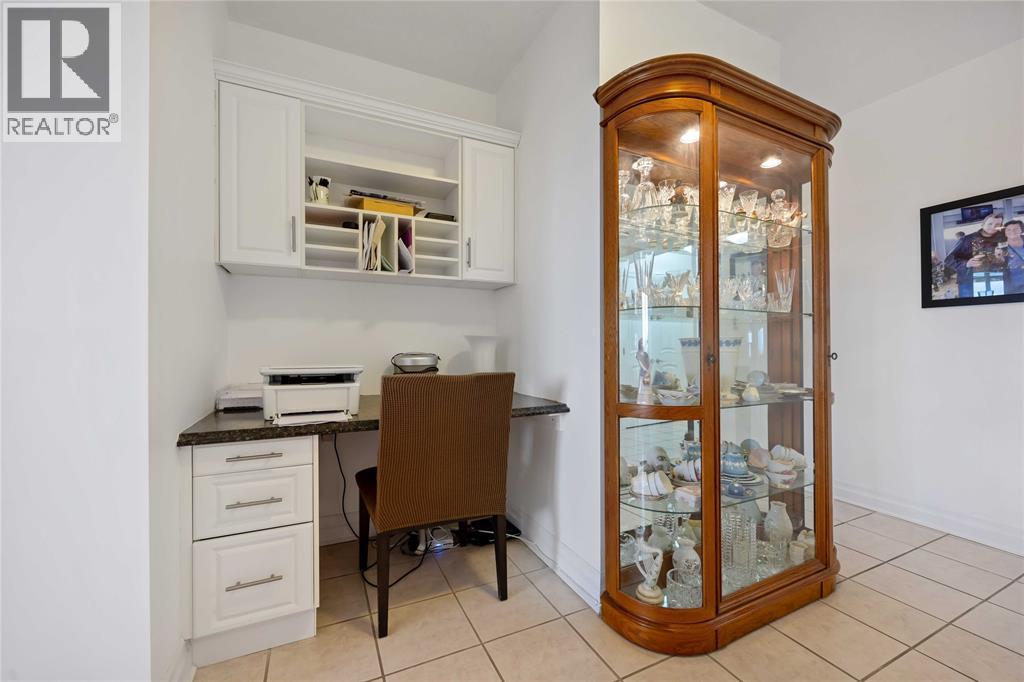 350 FRONT STREET North Unit# 401, Sarnia, Ontario, N7T1A0 — Photo 14