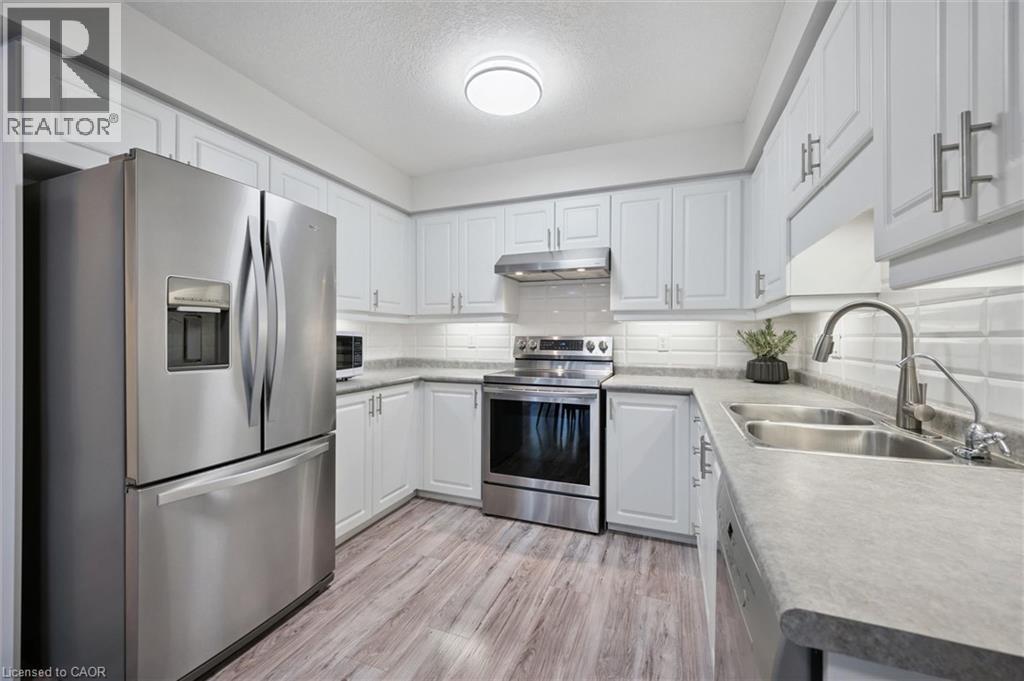 85 BANKSIDE Drive Unit# K61, Kitchener, Ontario, N2N3M4 — Photo 12