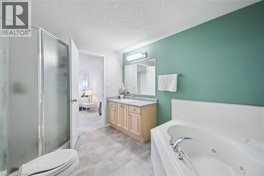 85 BANKSIDE Drive Unit# K61, Kitchener, Ontario, N2N3M4 — Photo 22