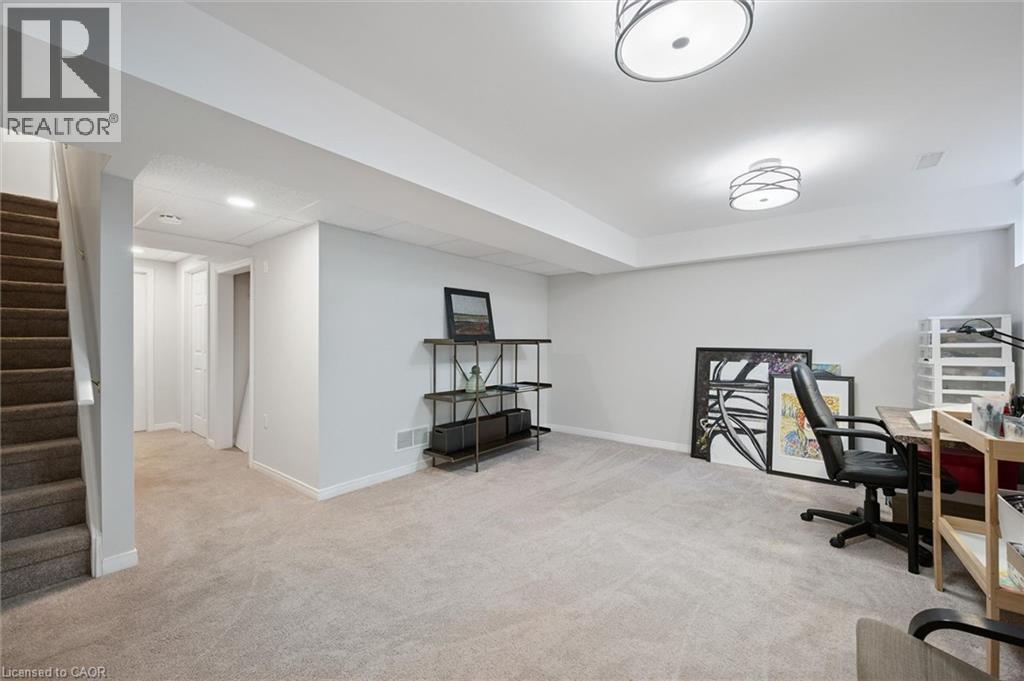 85 BANKSIDE Drive Unit# K61, Kitchener, Ontario, N2N3M4 — Photo 24