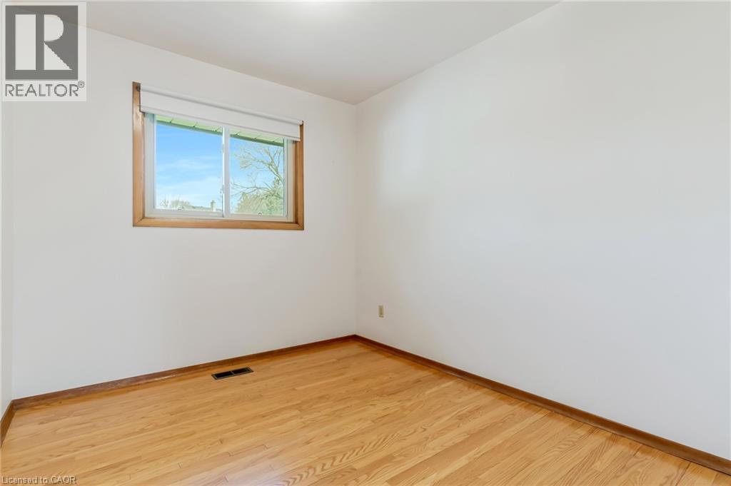 10 WESTOBY Place, Guelph, Ontario, N1E2B3 — Photo 13