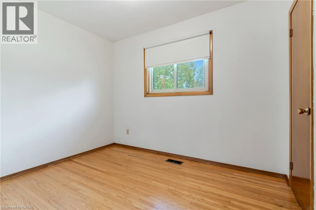10 WESTOBY Place, Guelph, Ontario, N1E2B3 — Photo 14