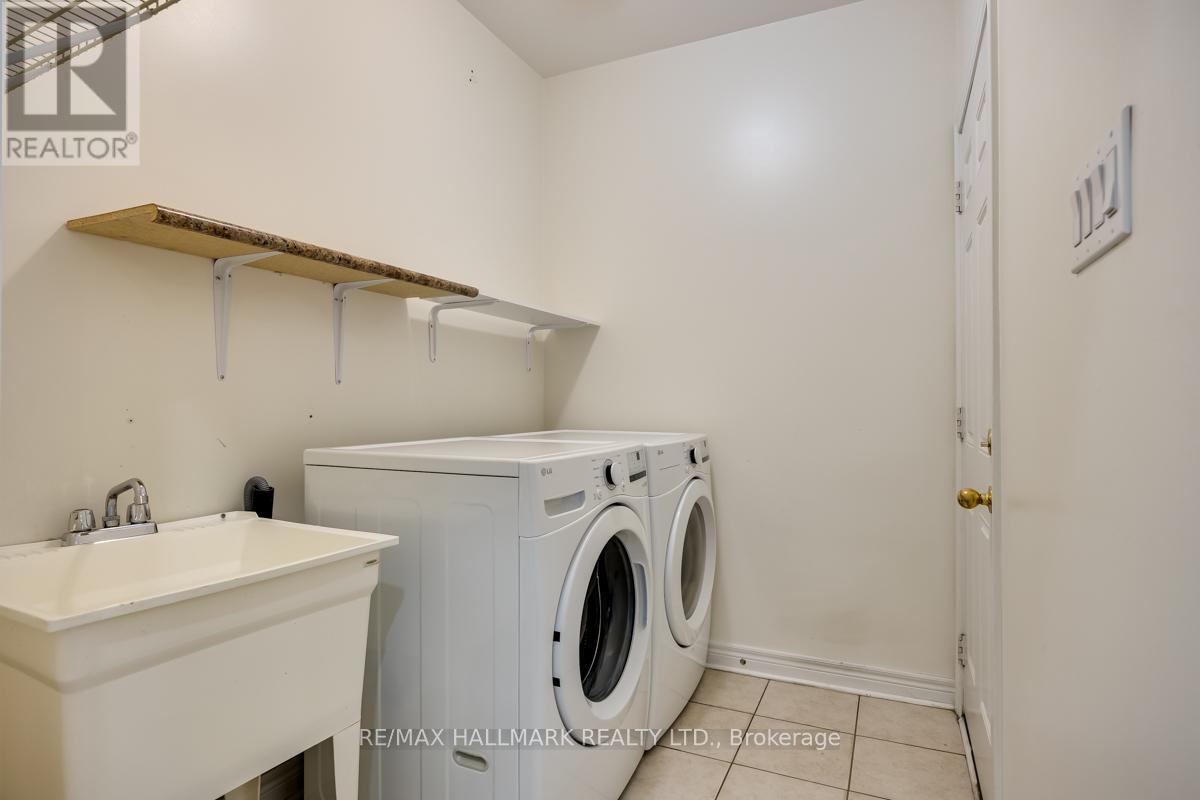 33 TOMABROOK CRESCENT, Brampton (Sandringham-Wellington), Ontario, L6R0V2 — Photo 13