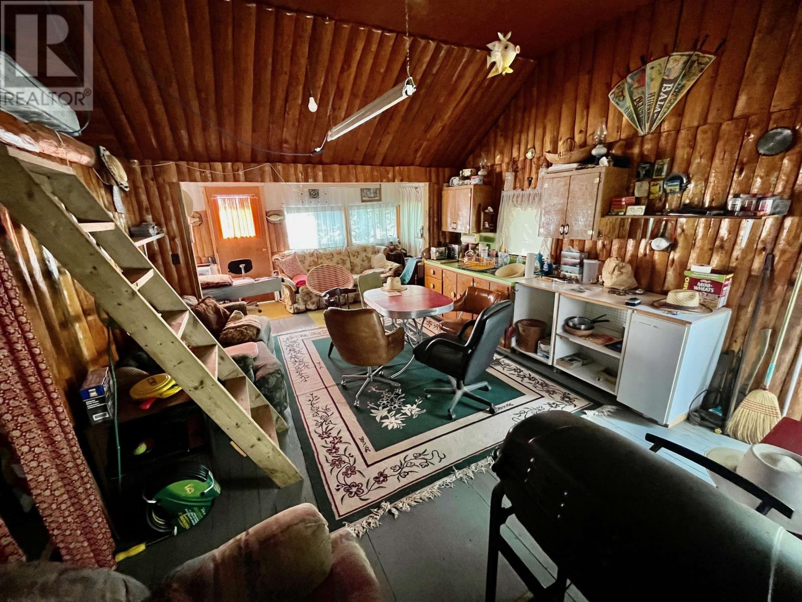 14101 HWy 17 HWY E, Dryden, Ontario, P8N2Y4 — Photo 2