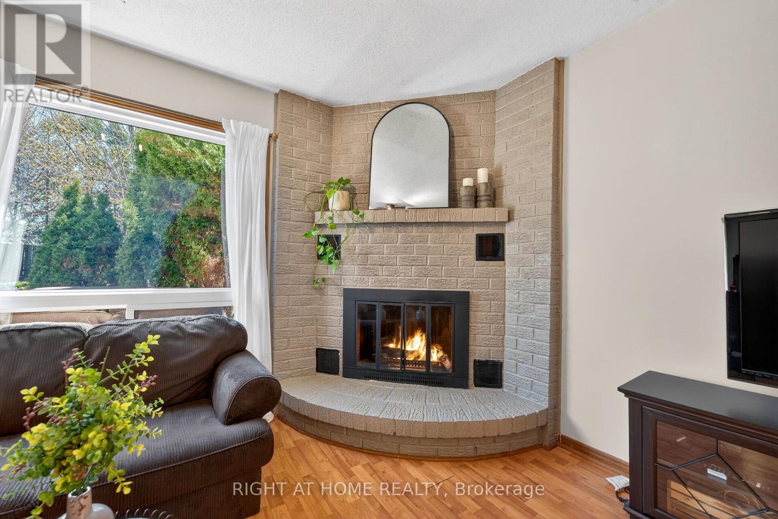 22 VANCE CRESCENT, Hamilton (Waterdown), Ontario, L8B0B8 — Photo 37