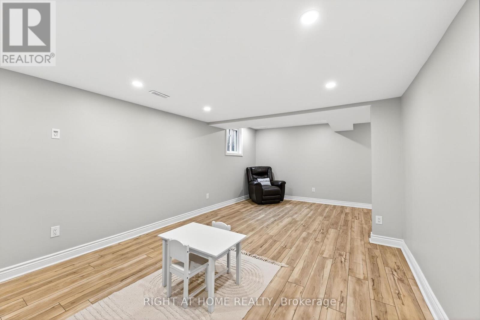 22 VANCE CRESCENT, Hamilton (Waterdown), Ontario, L8B0B8 — Photo 39