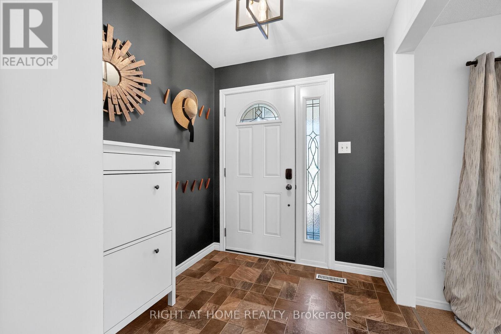 22 VANCE CRESCENT, Hamilton (Waterdown), Ontario, L8B0B8 — Photo 43