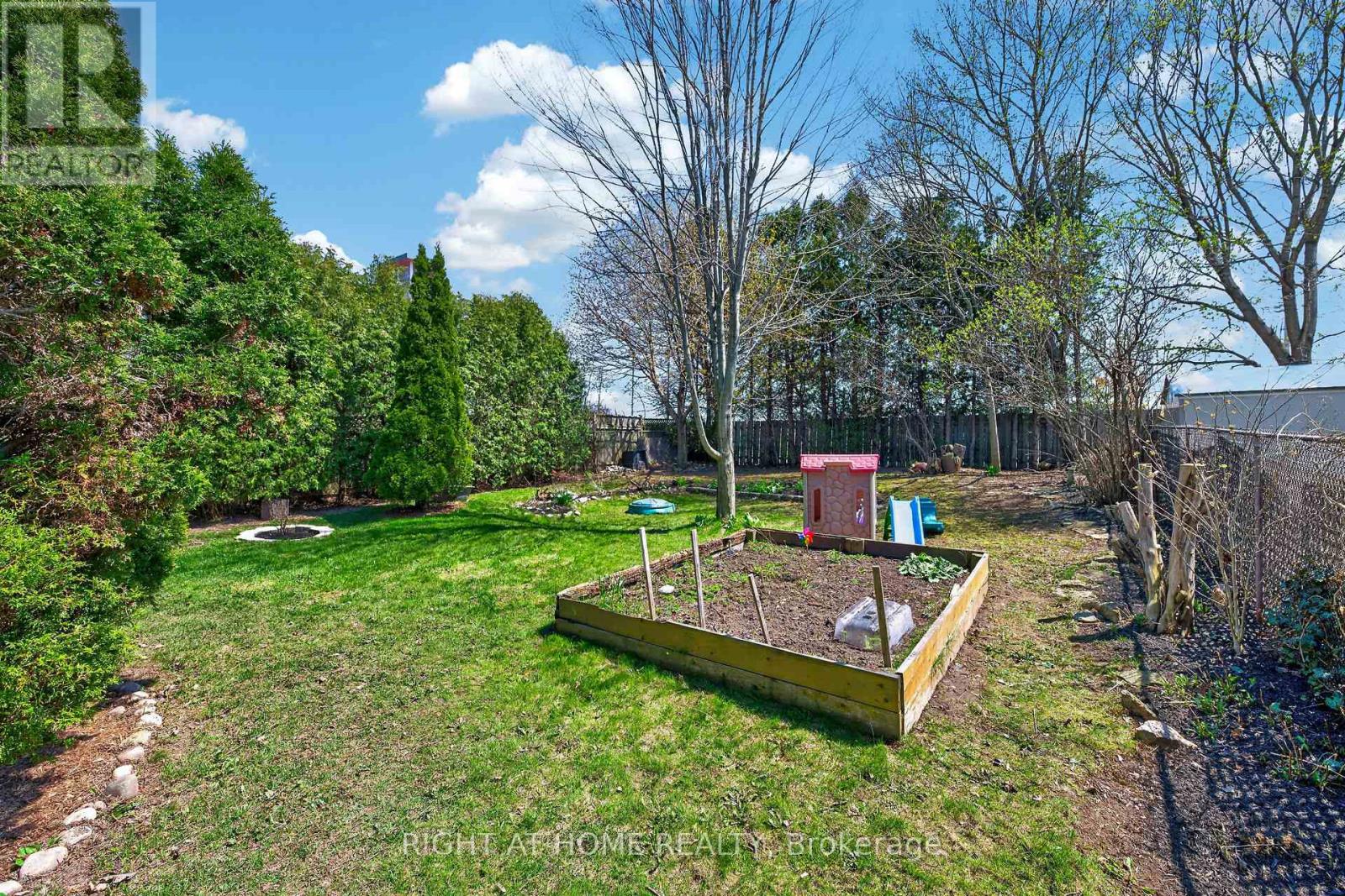 22 VANCE CRESCENT, Hamilton (Waterdown), Ontario, L8B0B8 — Photo 47