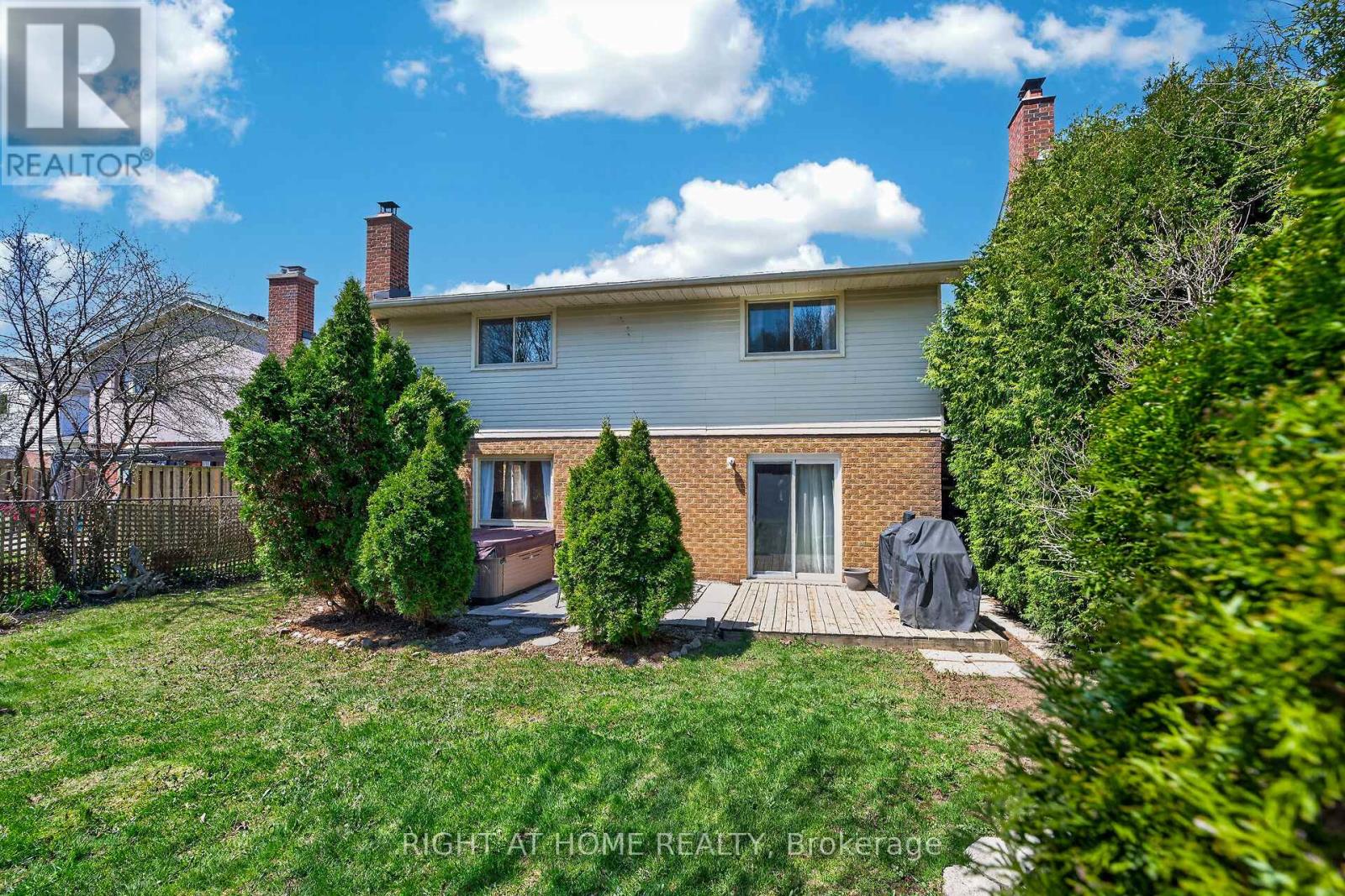 22 VANCE CRESCENT, Hamilton (Waterdown), Ontario, L8B0B8 — Photo 48
