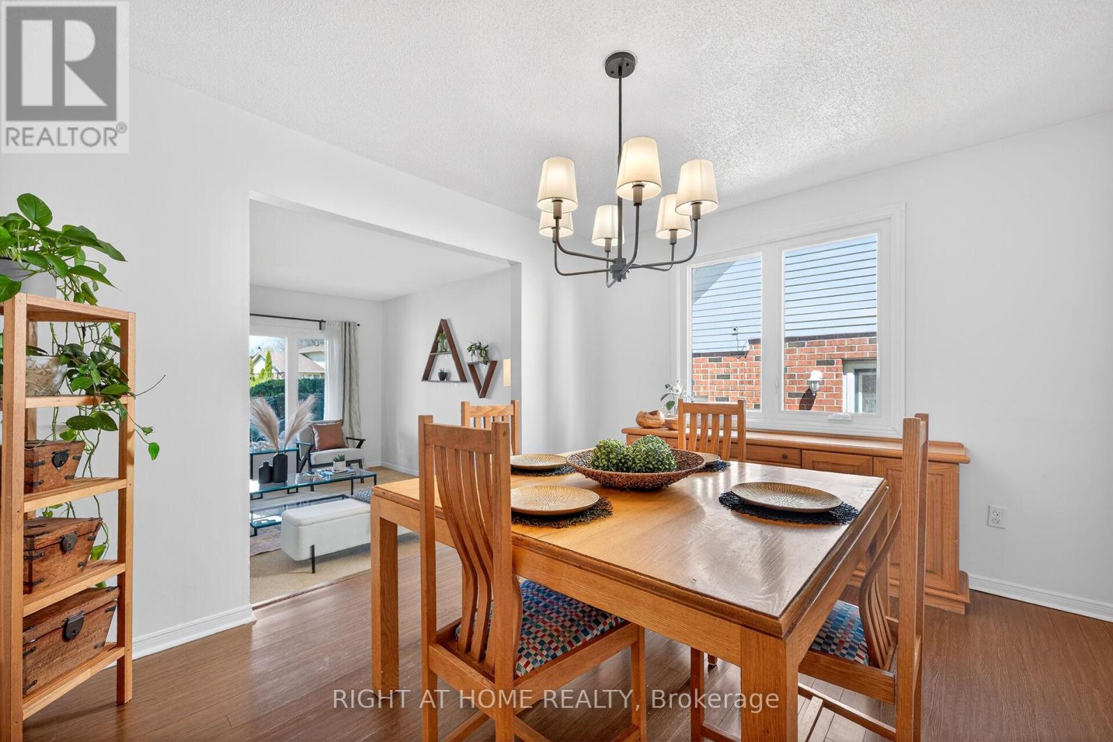 22 VANCE CRESCENT, Hamilton (Waterdown), Ontario, L8B0B8 — Photo 8