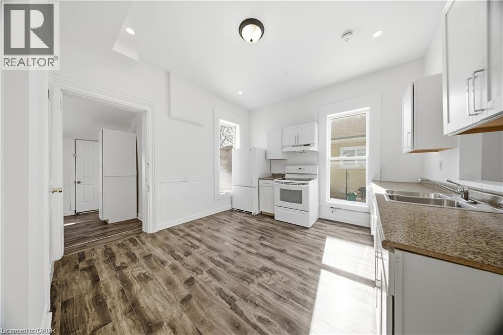 129 WEST Street, Brantford, Ontario, N3T3G2 — Photo 32