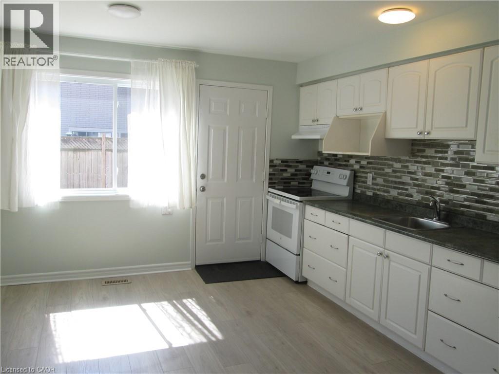 648 FRANCIS Road, Burlington, Ontario, L7T3X7 — Photo 11