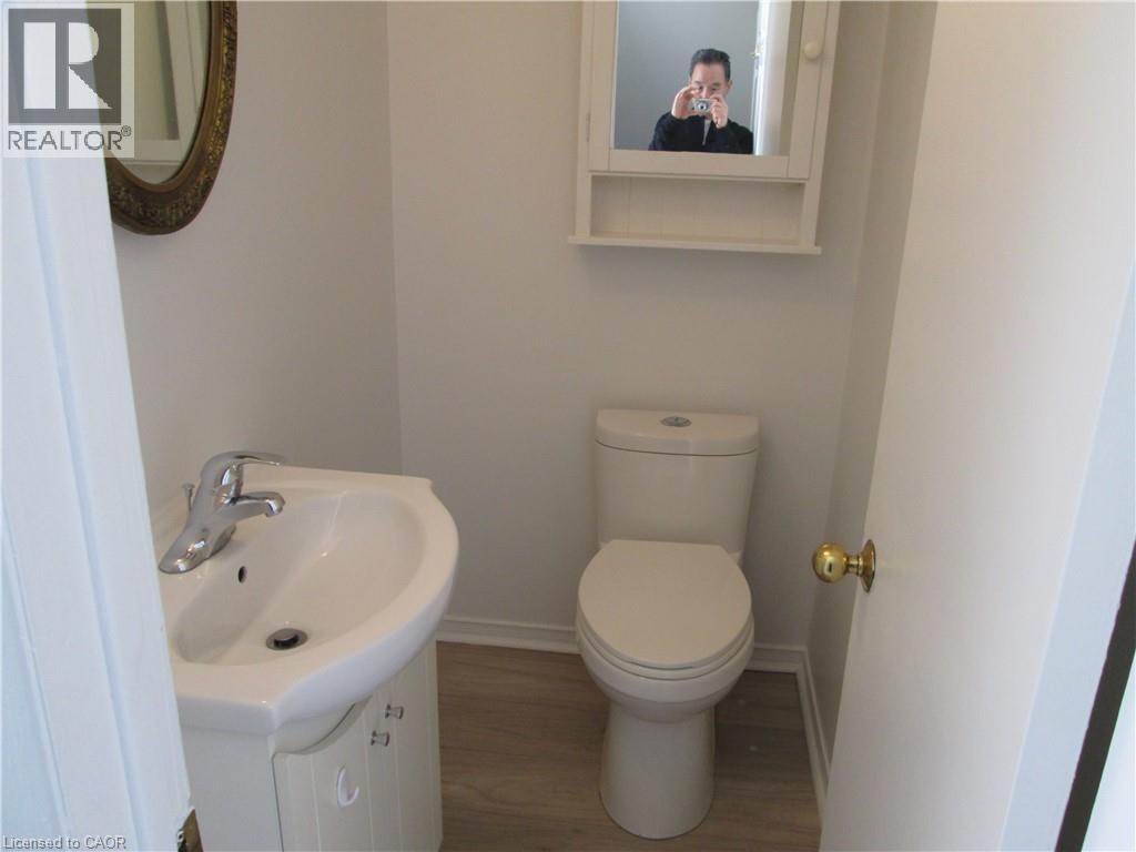 648 FRANCIS Road, Burlington, Ontario, L7T3X7 — Photo 13