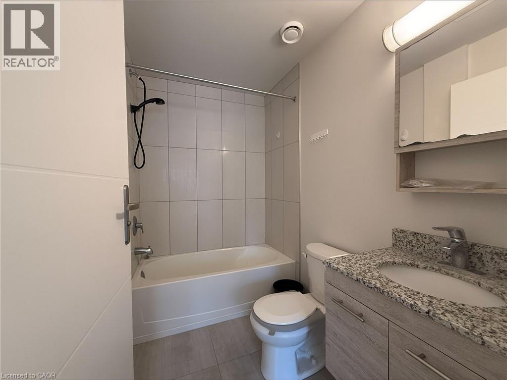 251 HEMLOCK Street Unit# 314, Waterloo, Ontario, N2L3R4 — Photo 14