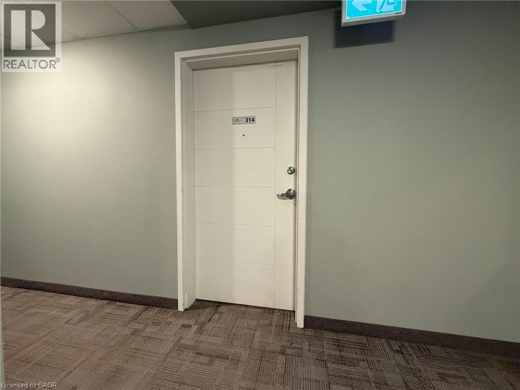 251 HEMLOCK Street Unit# 314, Waterloo, Ontario, N2L3R4 — Photo 4